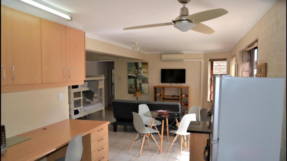 Harbourview Self Catering Apartment Gordons Bay Luaran gambar